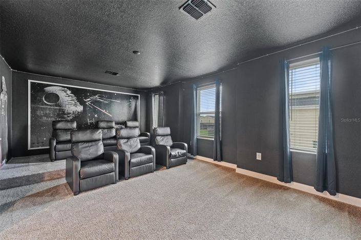 Image No.39-9 Bed Property for sale