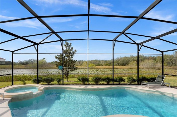 Image No.3-12 Bed Property for sale