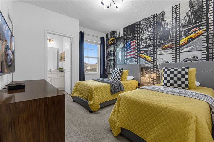 Image No.42-12 Bed Property for sale