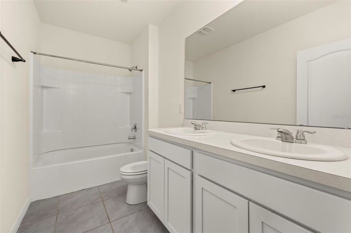 Image No.33-5 Bed Property for sale