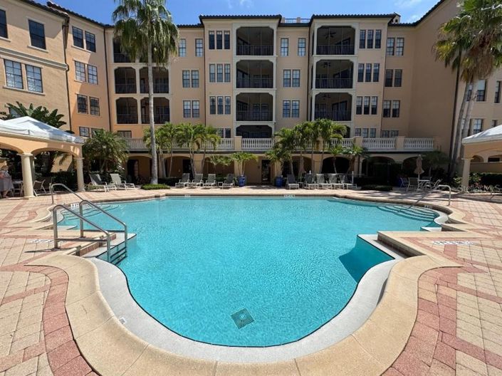 Image No.40-1 Bed Property for sale