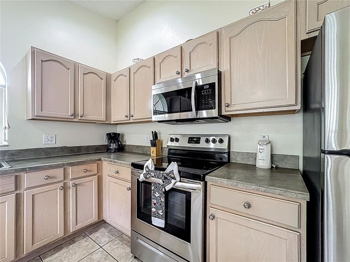 Image No.12-4 Bed Property for sale