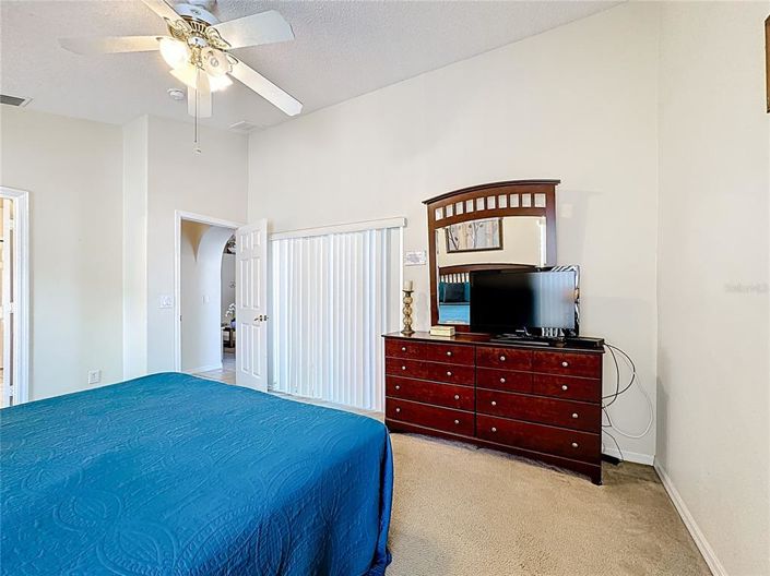 Image No.20-4 Bed Property for sale