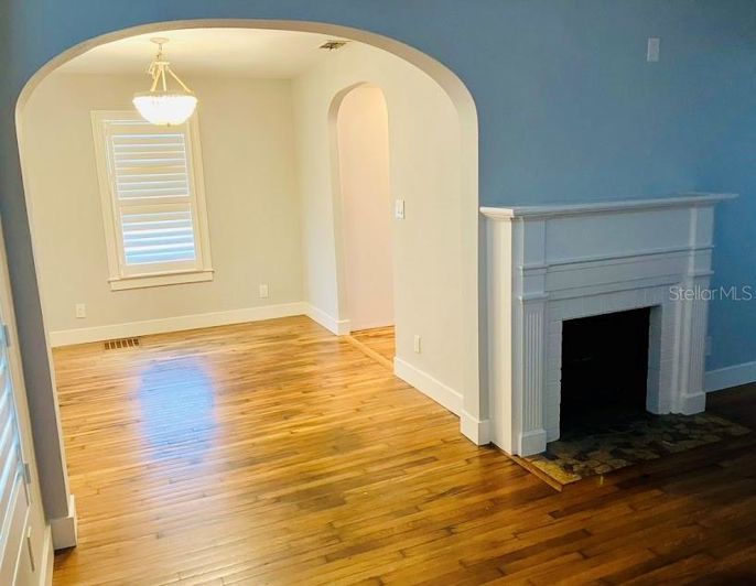 Image No.8-3 Bed Property for sale