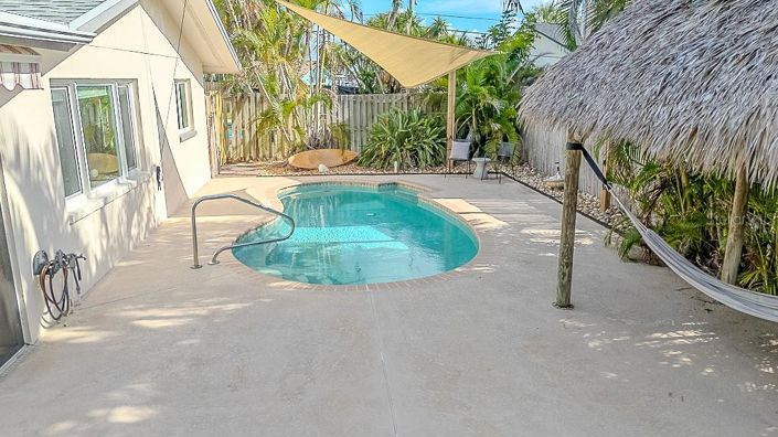 Image No.2-4 Bed Property for sale