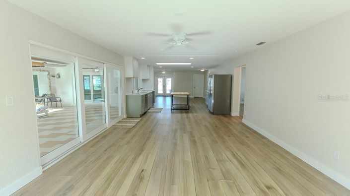 Image No.21-4 Bed Property for sale