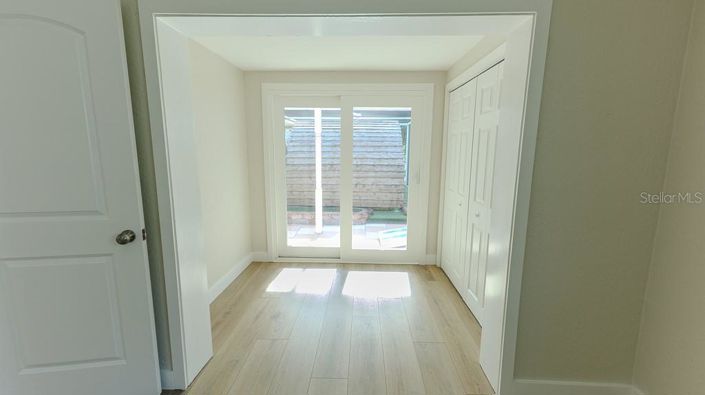 Image No.27-4 Bed Property for sale