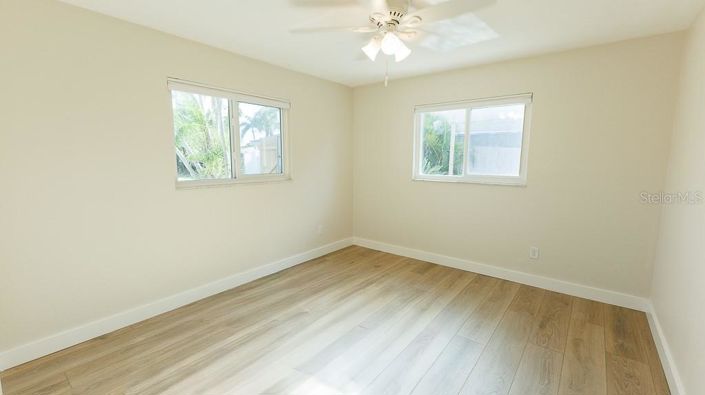 Image No.36-4 Bed Property for sale