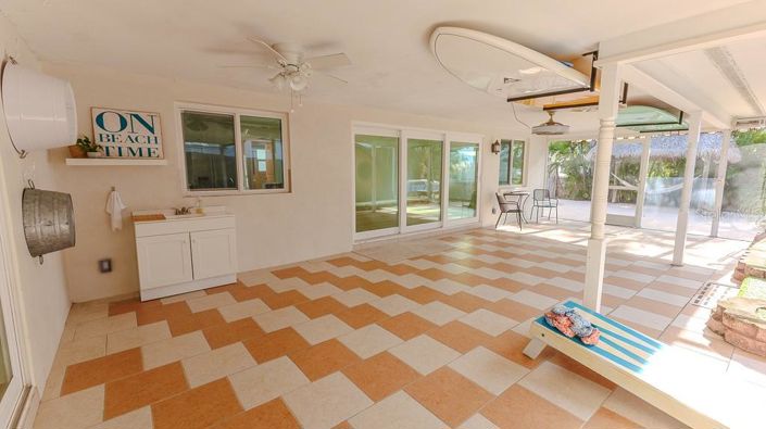 Image No.41-4 Bed Property for sale