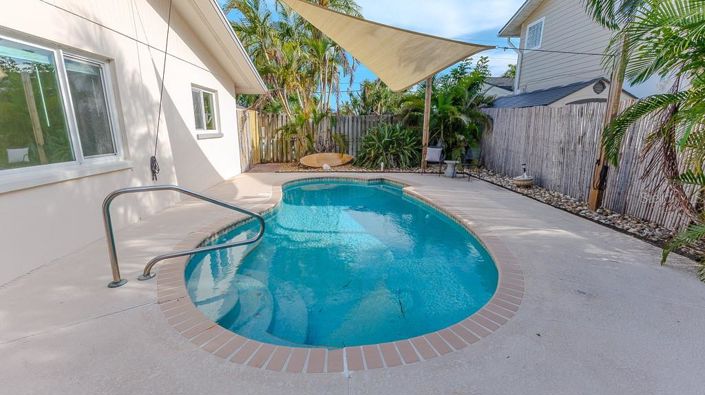 Image No.48-4 Bed Property for sale