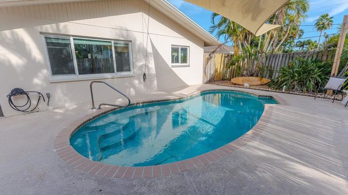 Image No.49-4 Bed Property for sale