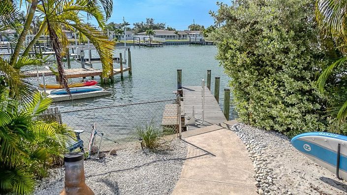 Image No.5-4 Bed Property for sale