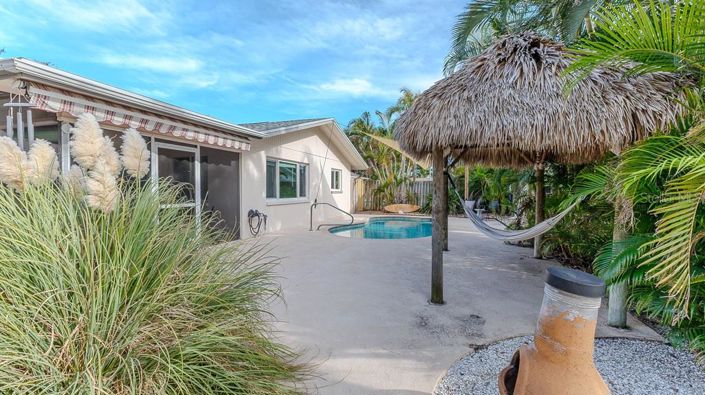 Image No.54-4 Bed Property for sale