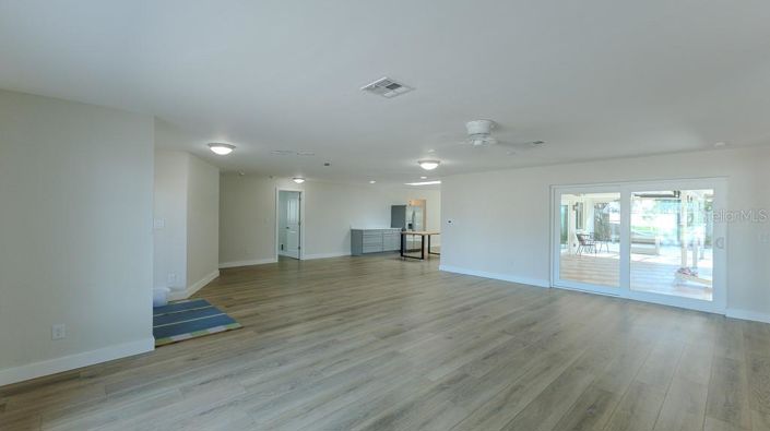 Image No.9-4 Bed Property for sale