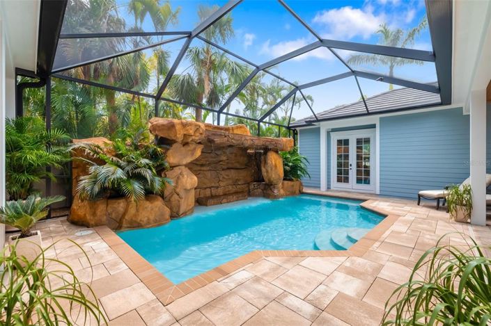 Image No.13-4 Bed Property for sale