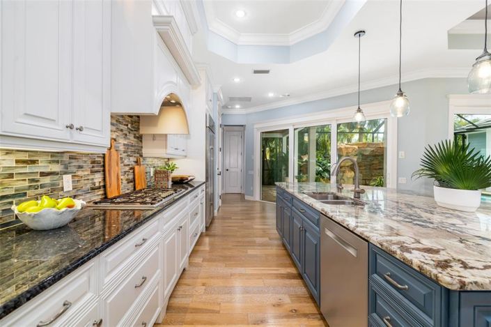 Image No.25-4 Bed Property for sale