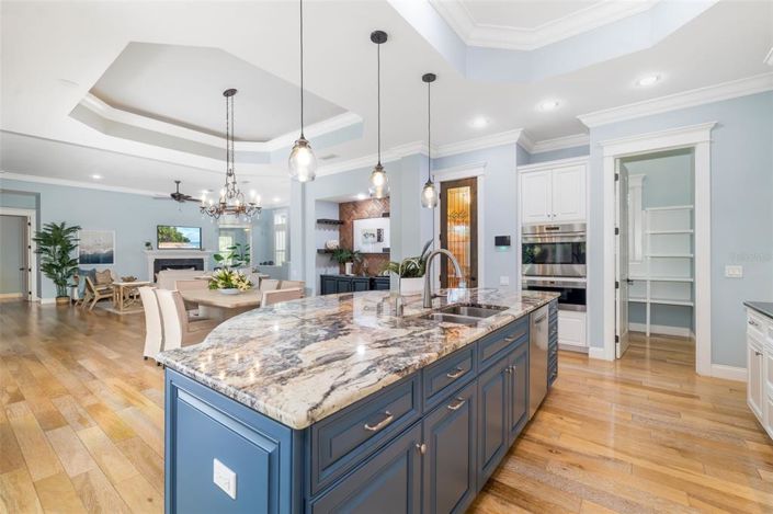 Image No.27-4 Bed Property for sale