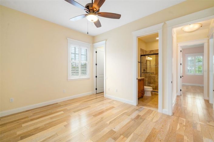 Image No.50-4 Bed Property for sale