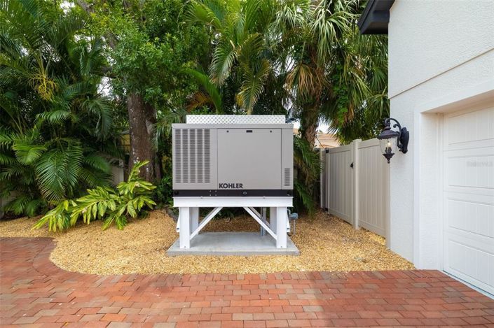 Image No.79-4 Bed Property for sale