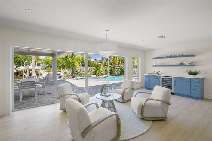 Image No.13-3 Bed Property for sale