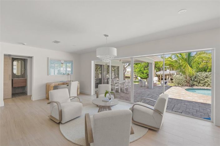 Image No.14-3 Bed Property for sale