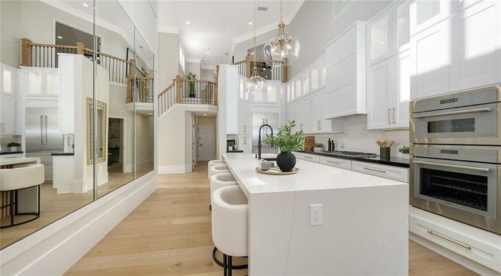 Image No.14-4 Bed Property for sale