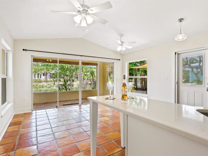 Image No.45-3 Bed Property for sale