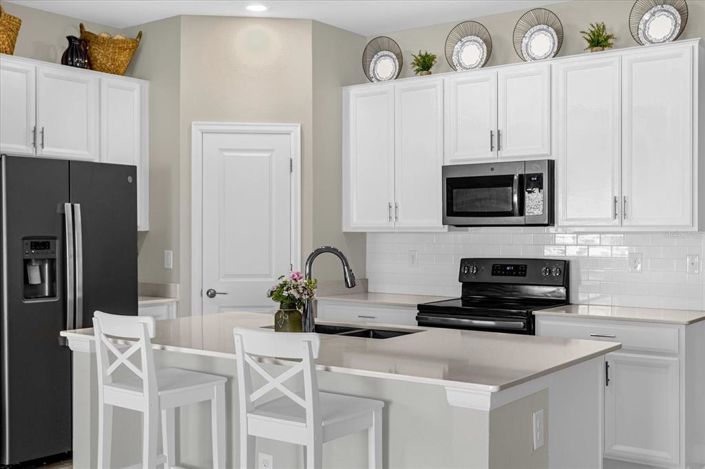 Image No.5-3 Bed Property for sale