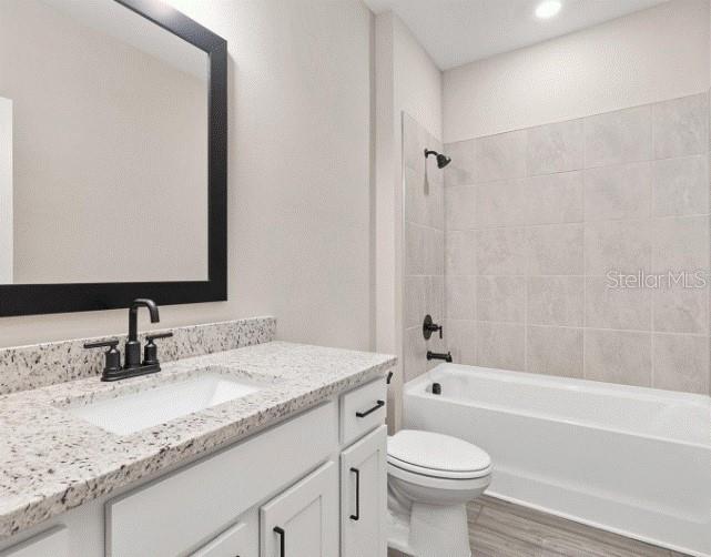 Image No.4-Propriété de 4 chambres à vendre à Kissimmee