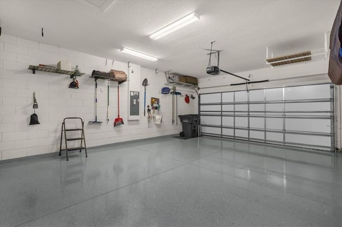 Image No.13-2 Bed Property for sale