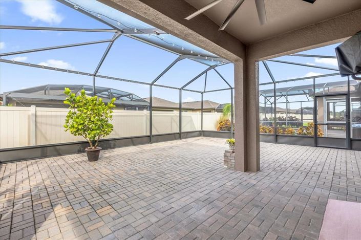 Image No.6-2 Bed Property for sale