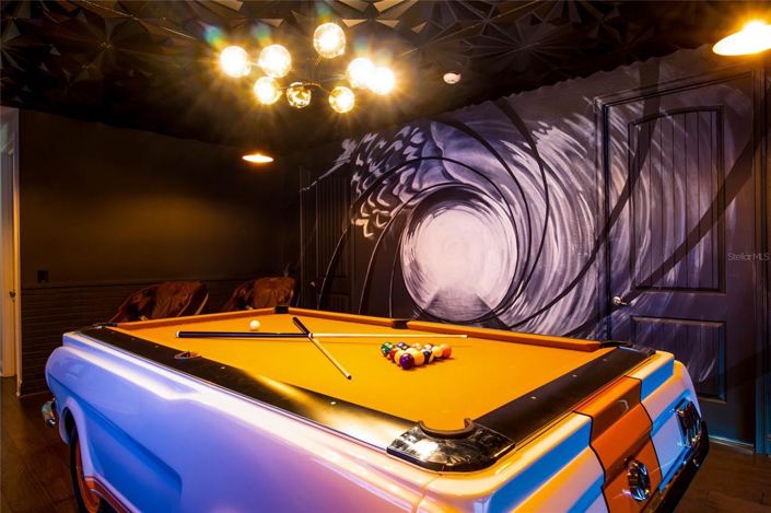 Image No.20-11 Bed Property for sale