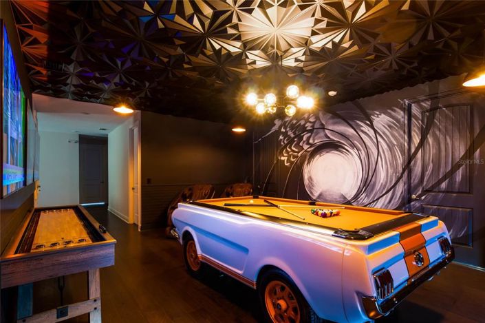 Image No.21-11 Bed Property for sale