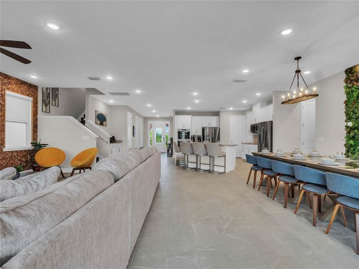 Image No.47-11 Bed Property for sale