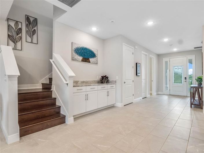 Image No.50-11 Bed Property for sale