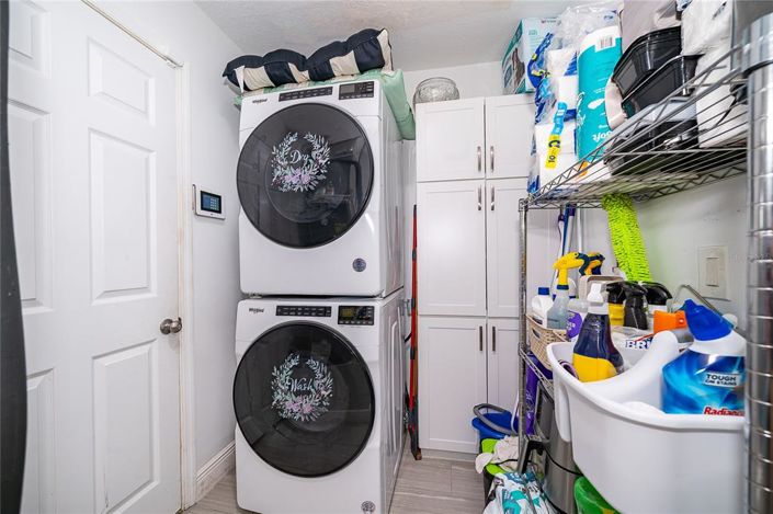 Image No.19-3 Bed Property for sale