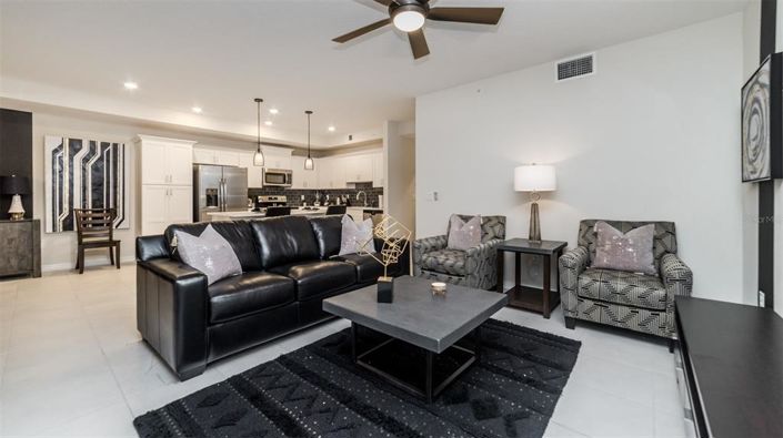 Image No.5-Propriété de 2 chambres à vendre à Kissimmee