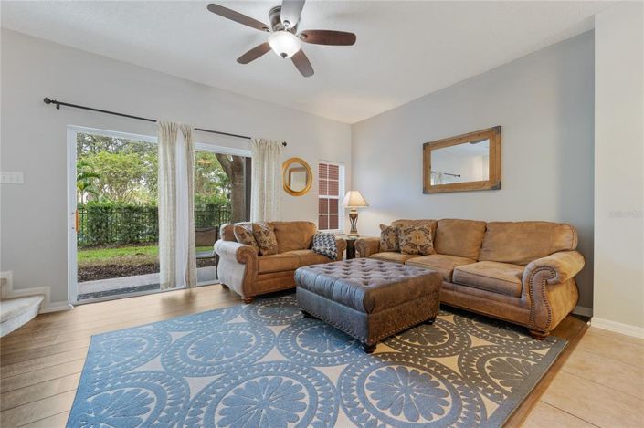 Image No.10-3 Bed Townhouse for sale