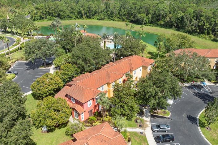 Image No.25-3 Bed Townhouse for sale