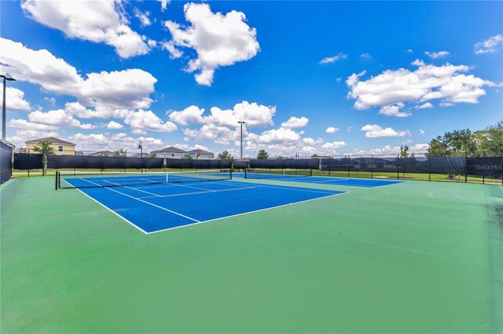 Image No.35-4 Bed Property for sale