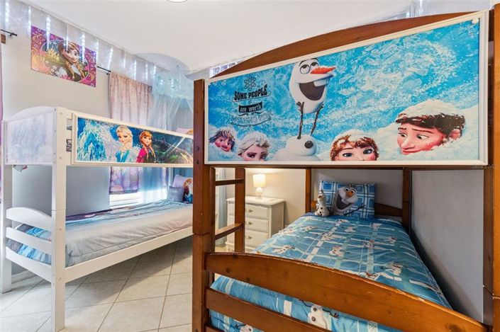 Image No.9-4 Bed Property for sale