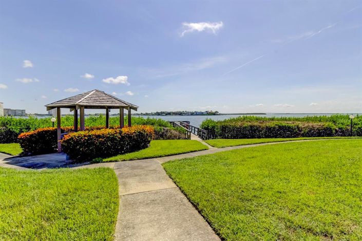 Image No.16-2 Bed Property for sale