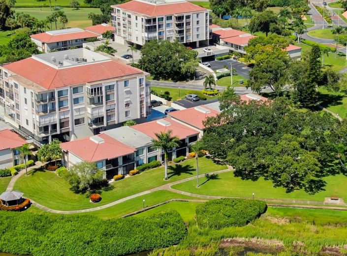 Image No.20-2 Bed Property for sale