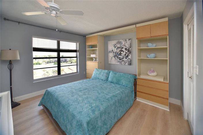 Image No.19-2 Bed Property for sale