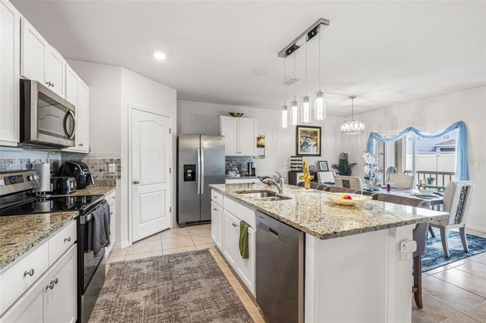 Image No.10-4 Bed Property for sale