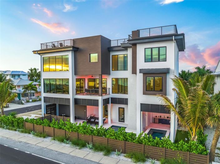 Image No.3-Propriété de 6 chambres à vendre à Bradenton Beach