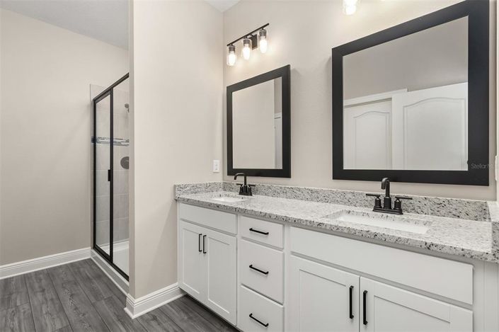 Image No.5-Propriété de 6 chambres à vendre à Kissimmee