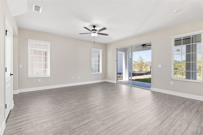 Image No.3-Propriété de 4 chambres à vendre à Kissimmee