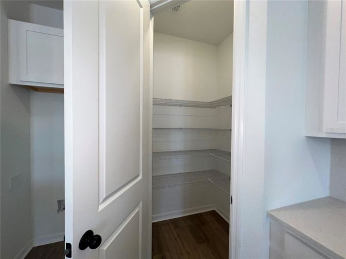 Image No.17-4 Bed Property for sale