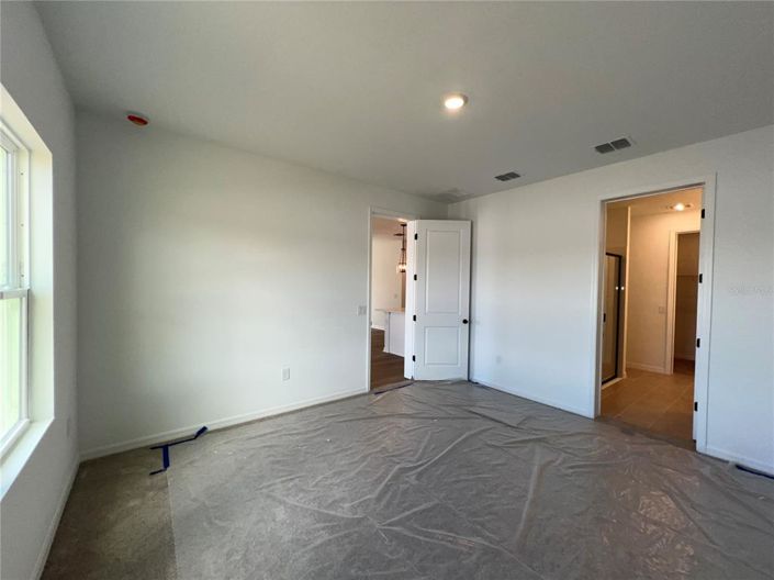 Image No.27-4 Bed Property for sale